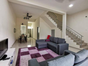 4-Bedroom Homestay in Taiping, Perak
